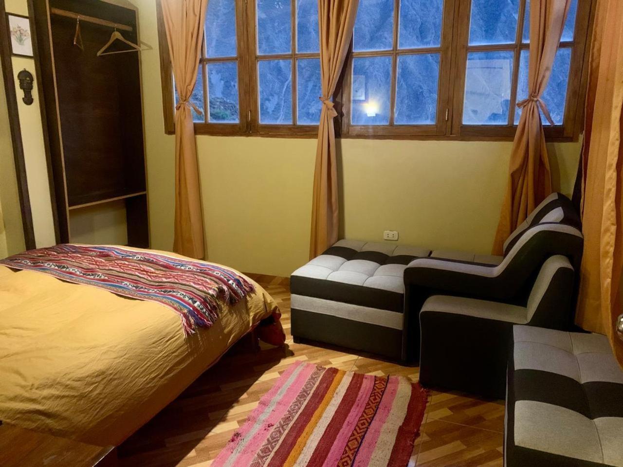 Bed and Breakfast Kiswar Lodg à Ollantaytambo Extérieur photo