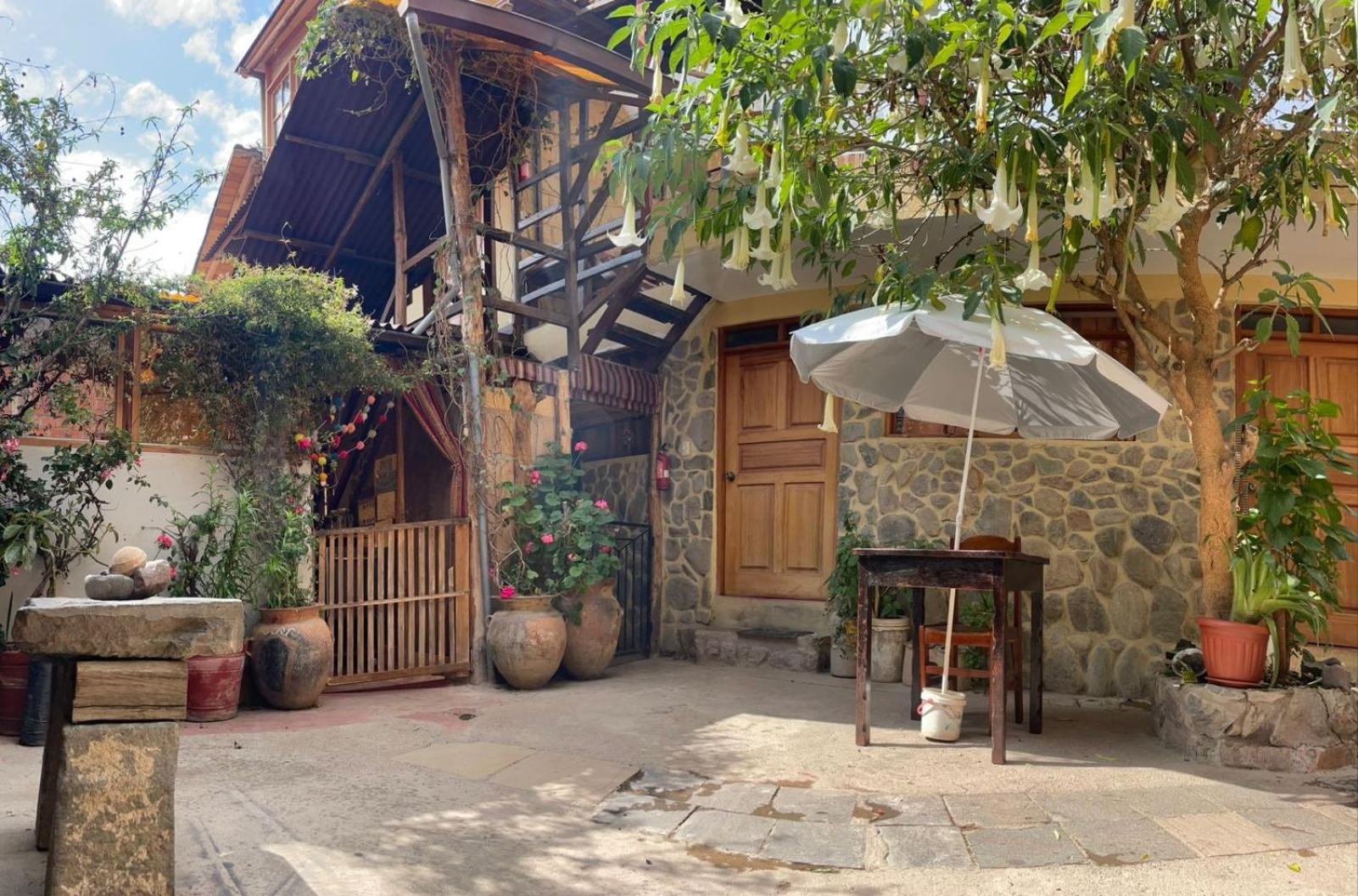 Bed and Breakfast Kiswar Lodg à Ollantaytambo Extérieur photo