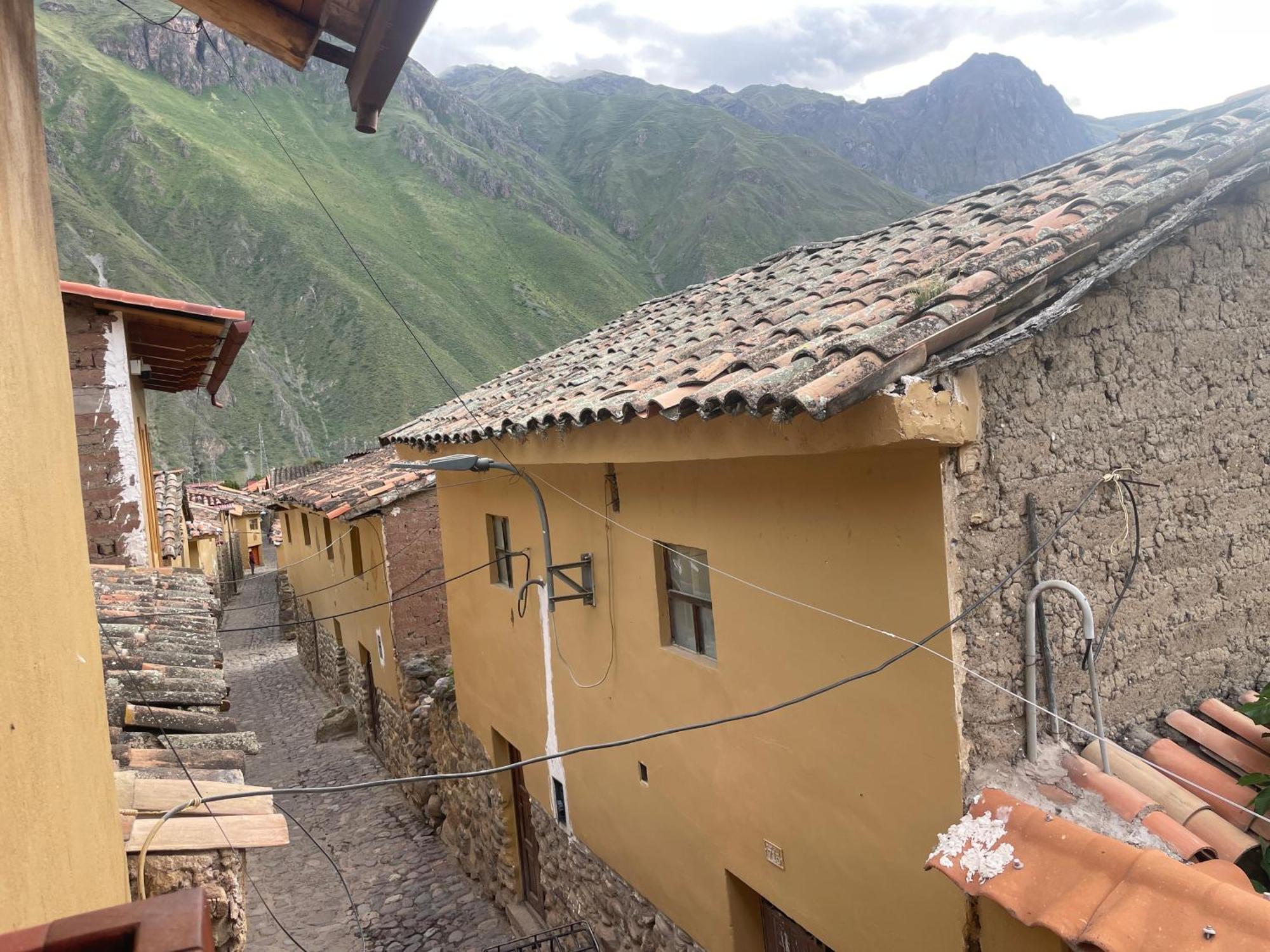 Bed and Breakfast Kiswar Lodg à Ollantaytambo Extérieur photo